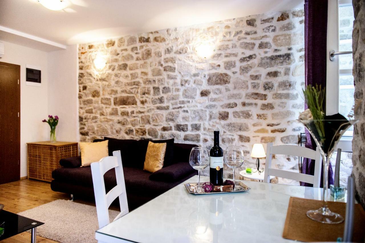 Apartment Peristil Cardo Split Bagian luar foto