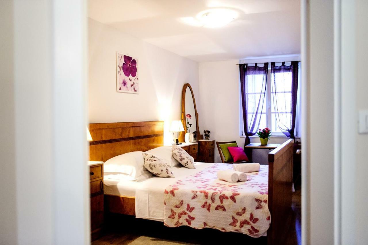 Apartment Peristil Cardo Split Bagian luar foto