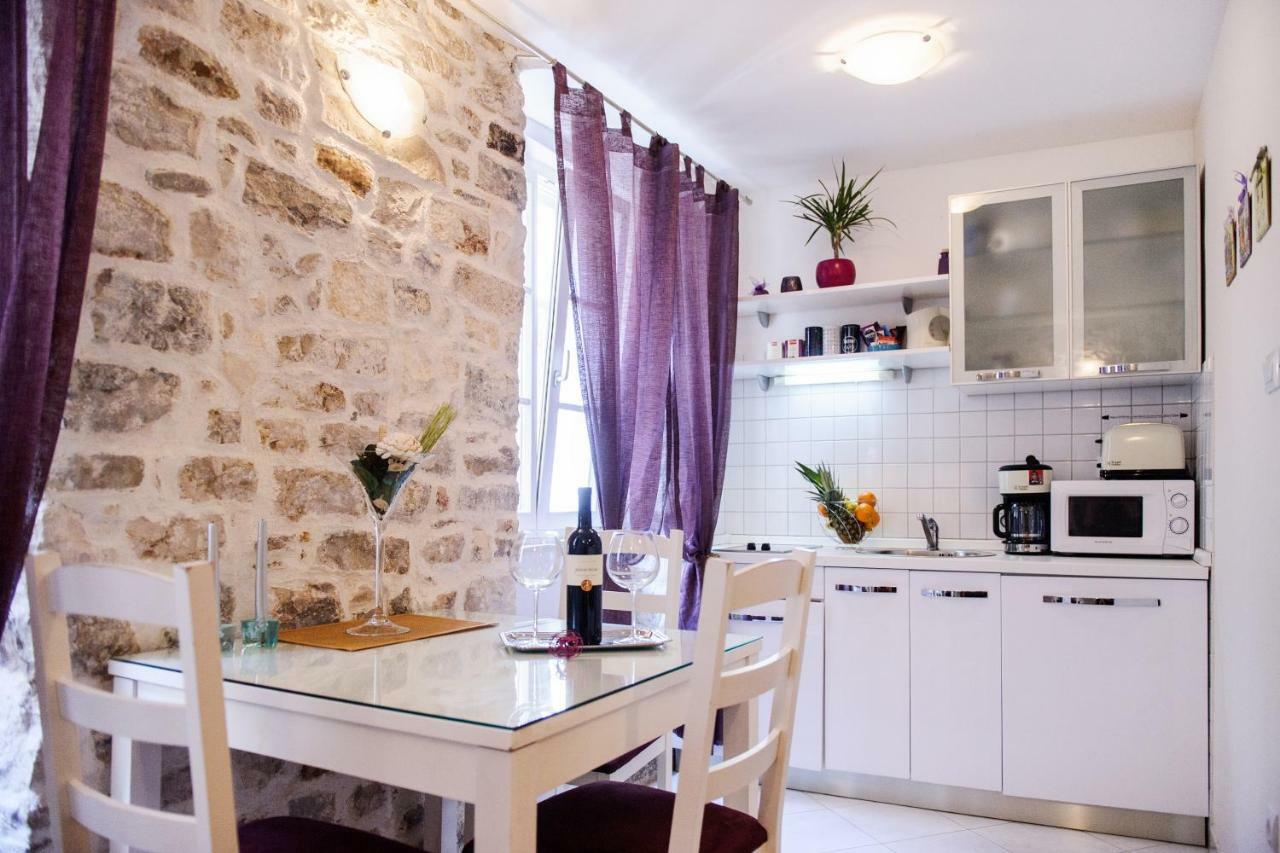 Apartment Peristil Cardo Split Bagian luar foto